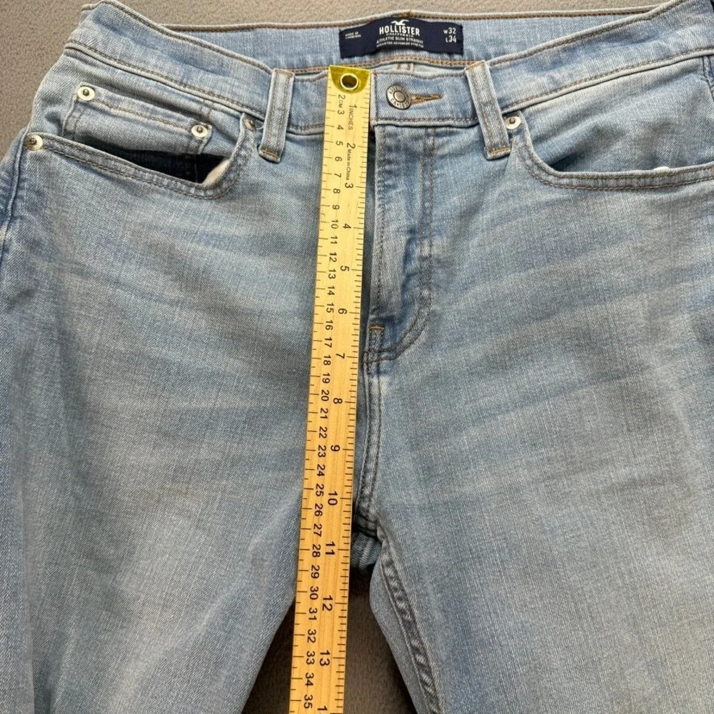 Hollister Athletic Slim Straight Jeans Mens 32x34 (FIT 32x32) Light Wash Denim
